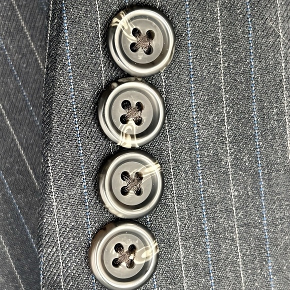 Lauren Ralph Lauren 2 Piece Wool Suit 42R Gray Pinstripe Blazer Pants 38W 30L - Picture 16 of 16